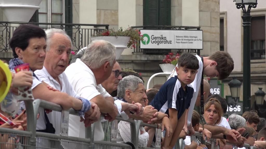 Gernikako Jaiak 2025 San Roketxu Eguna eta mozorro kalejira