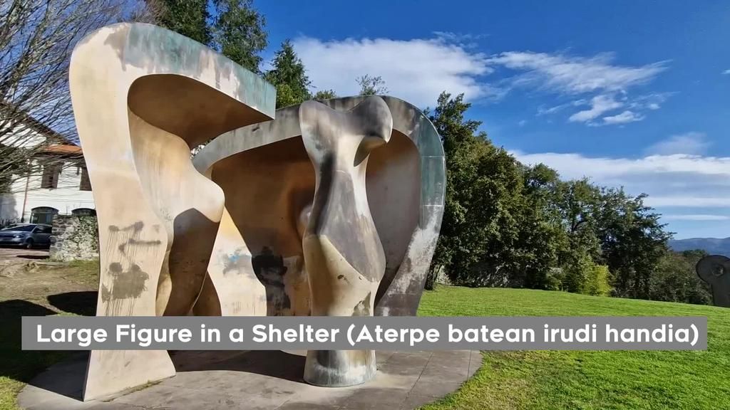 Gure Aitaren Etxea eta Large Figure in a Shelter