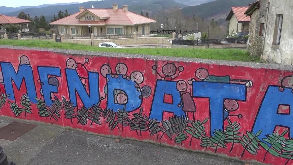 Mendatako Gaztetxoek Busturialdea ezagutzeko eta kirolaz gozatzeko aukera paregabea izango dabe