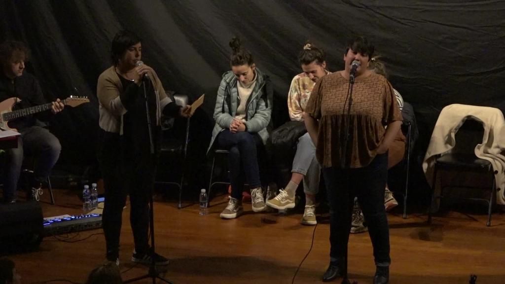Tabuen Kutxatik Oholtzara, Bertso saio musikatu solidarioa