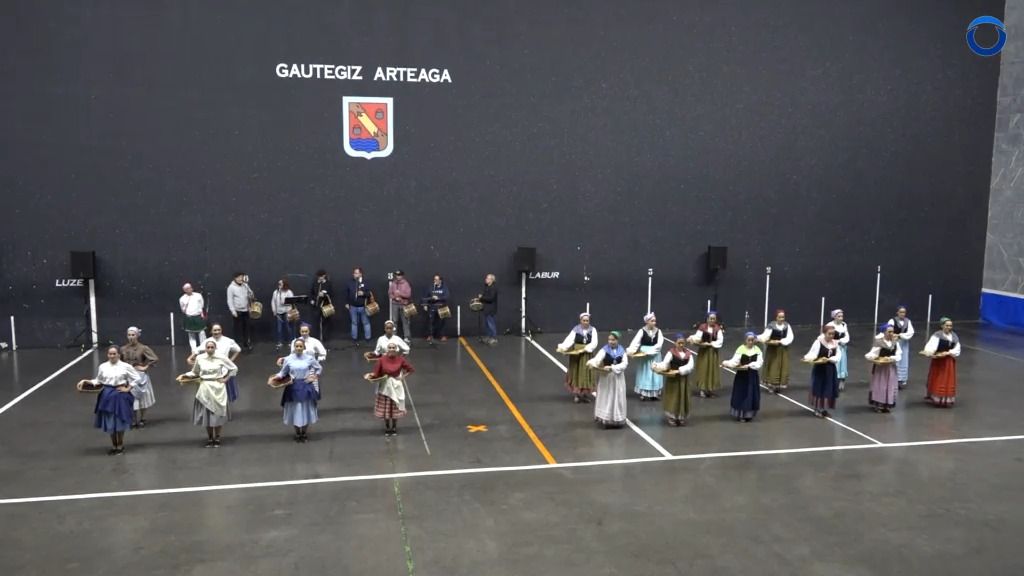 Busturialdeko Dantzari eguna, Gautegiz Arteagan