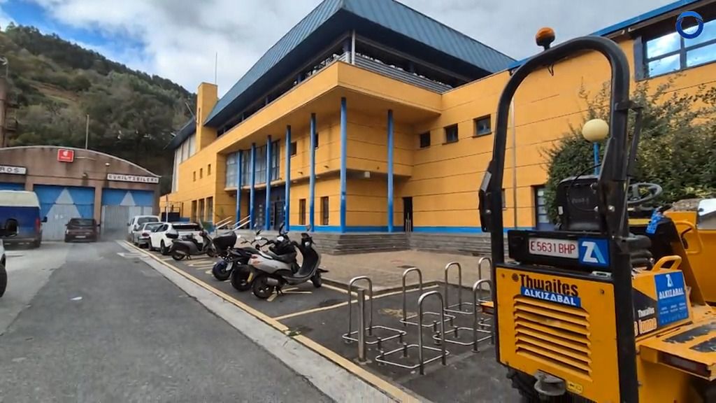 Santanapek gimnasio barri bategaz indartu dau bere kirol eskaintza