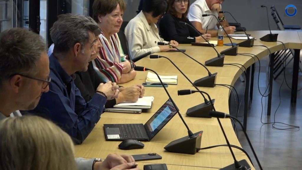 EAJ-PNV Bermeo ostalaritza-establezimenduetako terrazen kudeaketa-izapideak azkartzearen alde agertu da Osoko Bilkuran