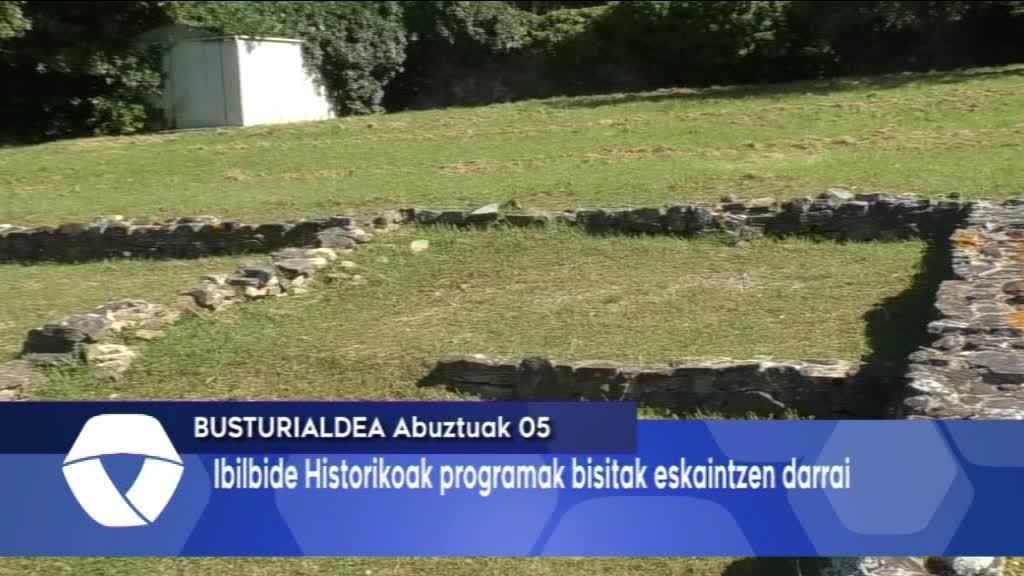 Ibilbide Historikoak programak bisita gidatuekin darrai