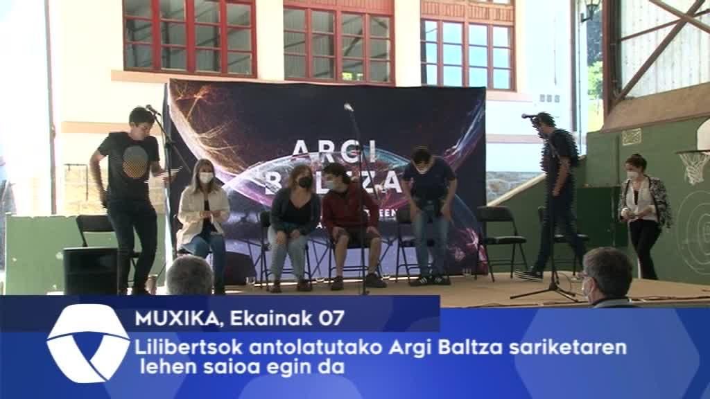 Lilibertsok antolatutako Argi Baltza sariketaren lehen bertso saioa ospatu da