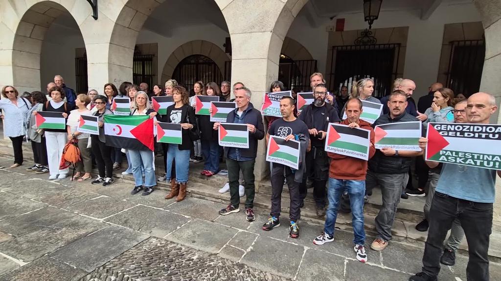 Lan-ixteak, grebak, manifestazinoak eta kazeroladak datoz Palestinaren alde, U-15 honetan