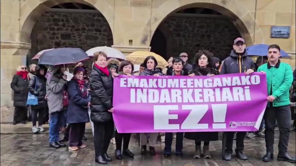 Herritar batek jasandako eraso matxista salatu dabe