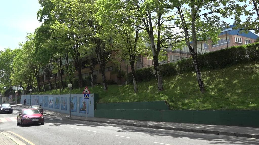 Zabalik dau epe mugatua eta matrikula edegiak dabezan haurreskoletan izena emateko epea