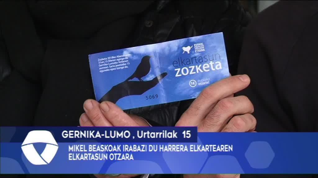 Mikel Beaskoak irabazi du Harrera elkartearen Elkartasun Otzara