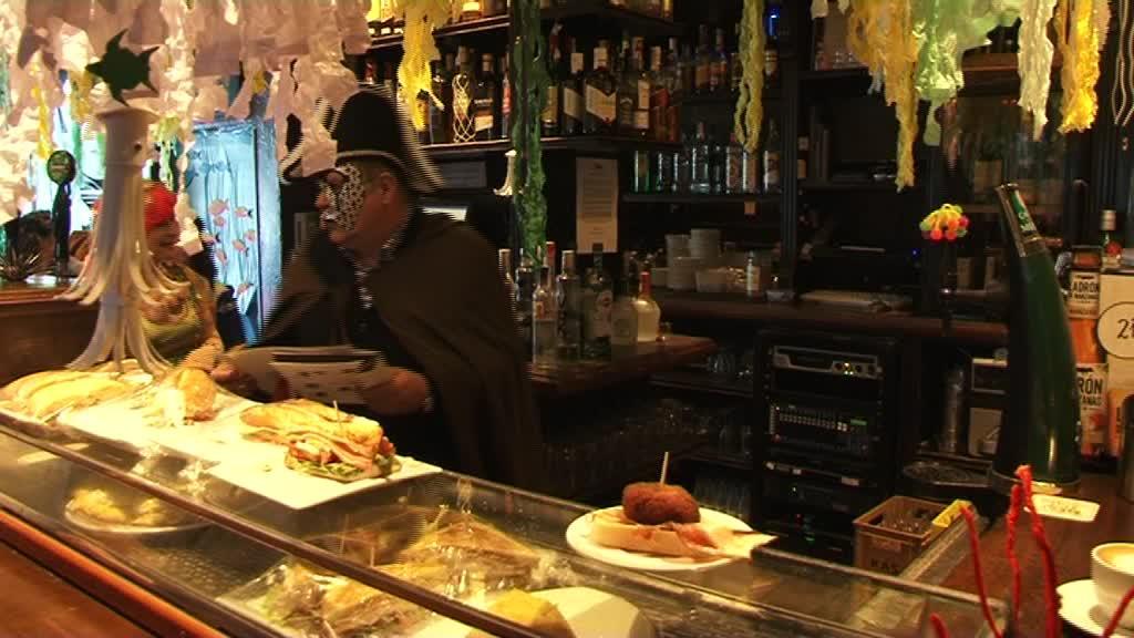IRISH TABERNA NAGUSI BERMEOKO TABERNA MOZORRO LEHIAKETAN