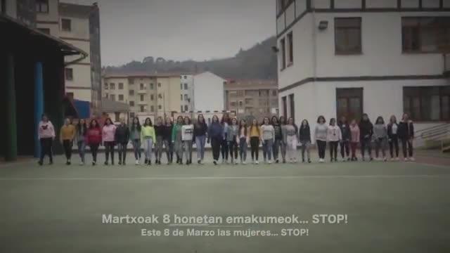 MERTZEDE IKASTETXEKO BIDEOKLIPA_ MARTXOAK 8 HONETAN EMAKUMEOK … STOP!