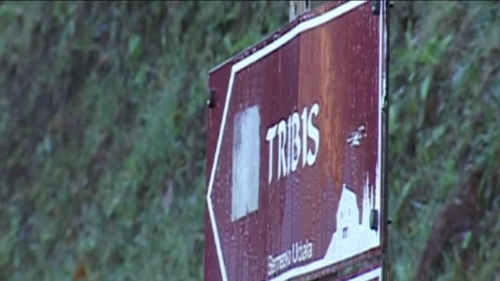 TRIBISBURUKO NEKROPOLIA ETA MINTEGITXUKO KAROBIA EZAGUTZEKO IBILALDIA ANTOLATU DUTE