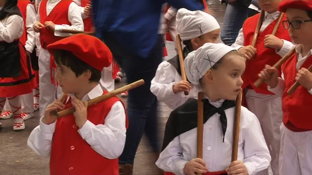 GERNIKA-LUMOKO ESKOLARTEKO DANTZARI EGUNA 2019