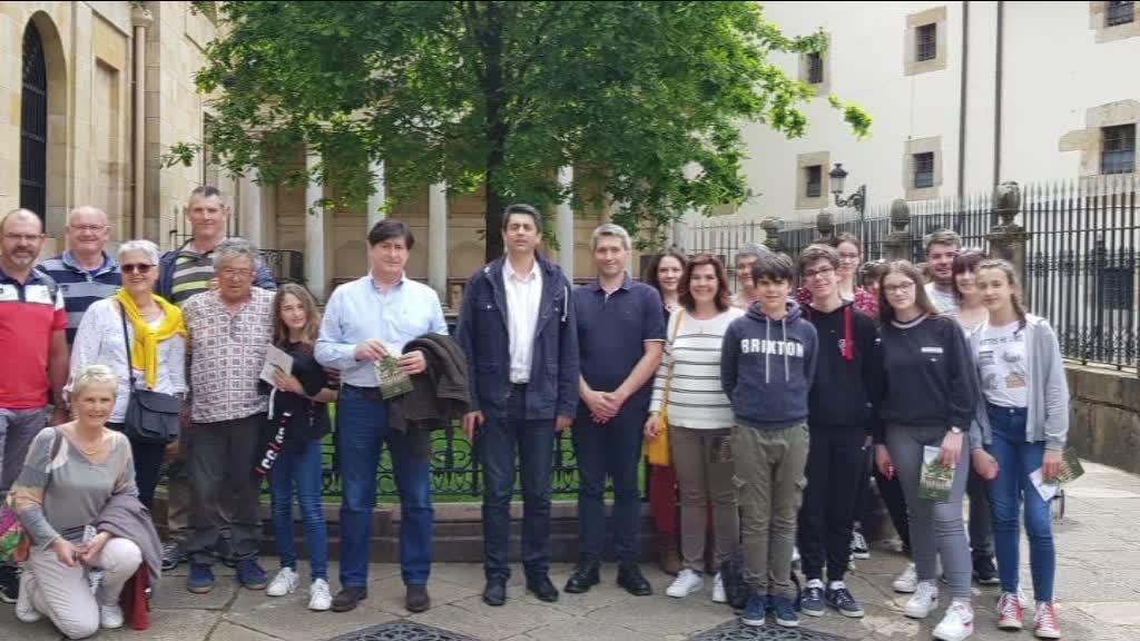 FRANTZIAKO ORADOURKO ORDEZKARITZA IZAN DA GUREAN