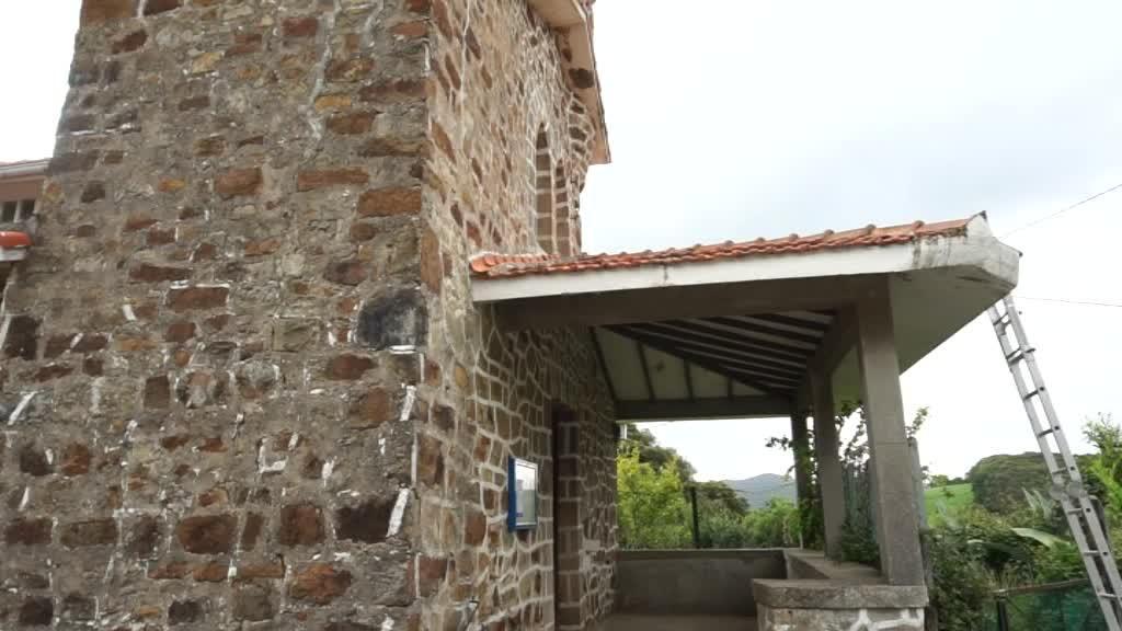 DEMIKUKO BASELIZA TXUKUNTZEKO AUZOLANA BURUTU DU GUZANEK