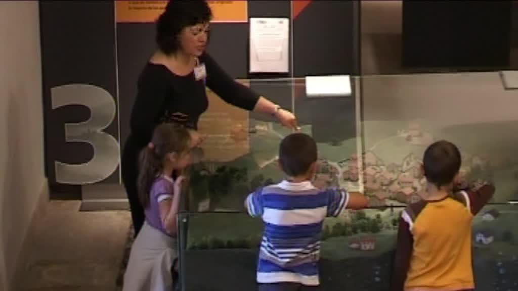 HITZALDIA ESKEINIKO DU EUSKAL HERRIA MUSEOAN EDORTA JIMENEZEK