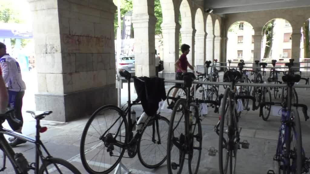 PELLO BILBAO OMENDU DUTE HAMARGARREN JABI AMORRORTU BIZIKLETA MARTXAN