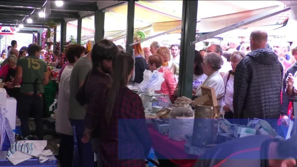 GERNIKA-LUMOKO URRIKO AZKEN AZOKAN 110.000 LAGUN ETA 6.600 EURO GAZTA ERDIAGAITIK