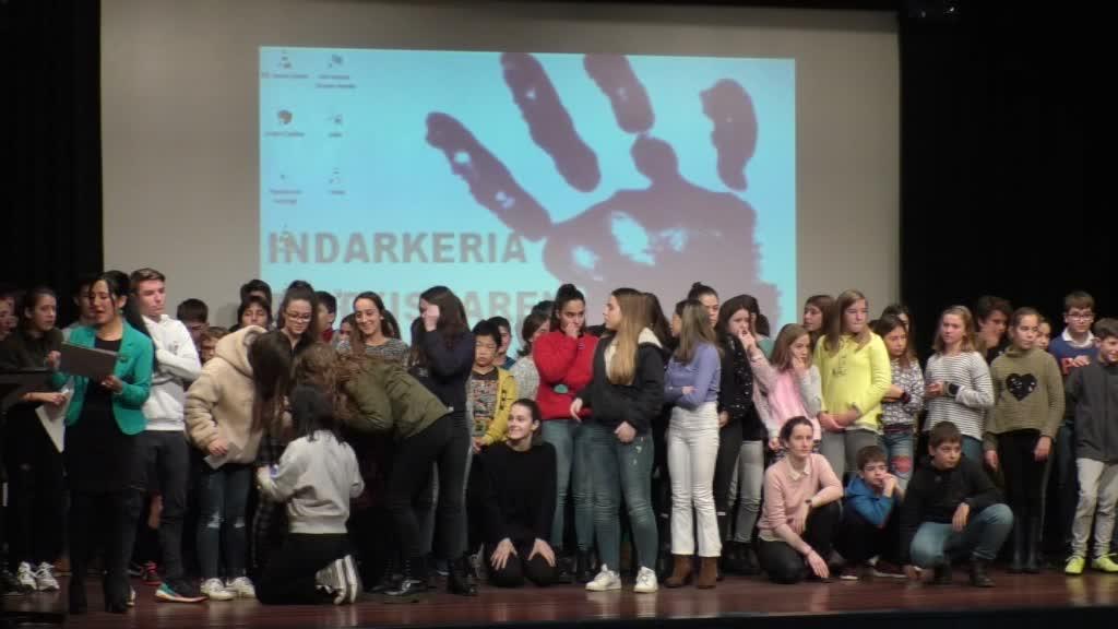 GERNIKA-LUMOKO BELDUR BARIK SARI BANAKETA 2019