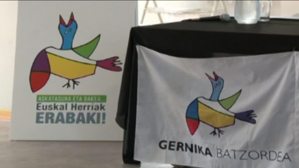GERNIKA BATZORDEAK AZALPEN BIDEOA ARGITARATU DU BONBARDAKETAREN EKIMENEN HARIRA