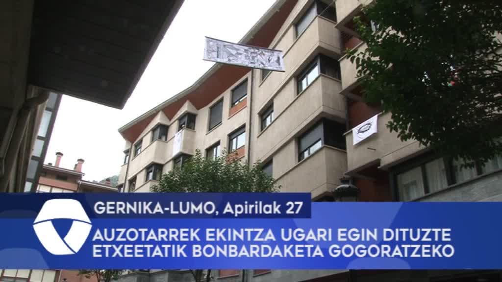 Auzotarrek ekintza ugari egin dituzte etxeetatik bonbardaketa gogoratzeko