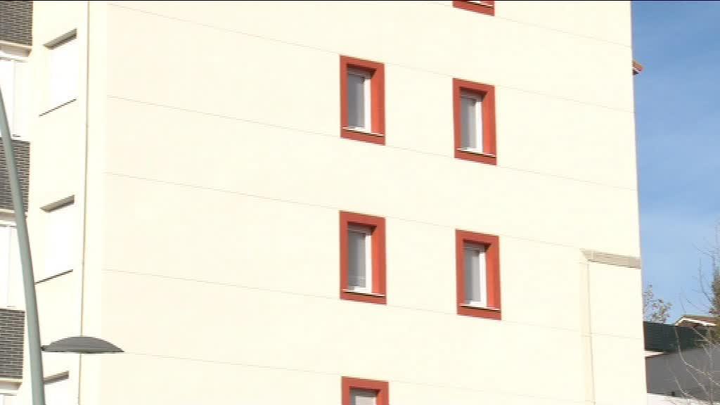 BERMEOKO UDALAK 36 ETXEBIZITZA JARRI DITU SALGAI SAN MARTIN AUZOAN