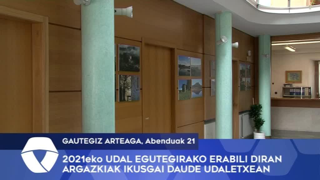 Gautegiz Arteagako 2021eko udal egutegirako erabili diran argazkiak ikusgai daude Udaletxean