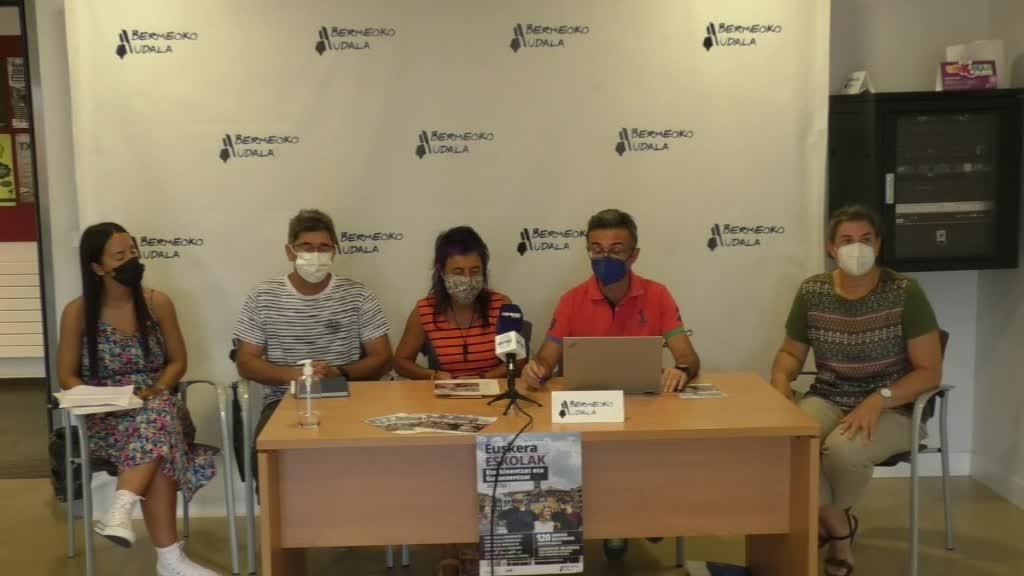 Bermeoko guraso eta etorkinei zuzendutako euskara ikastaroen aurkezpena