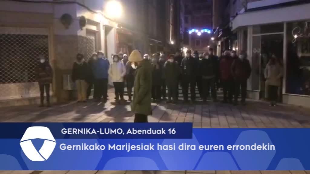 Gernikako Marijesiak hasi dira euren errondekin