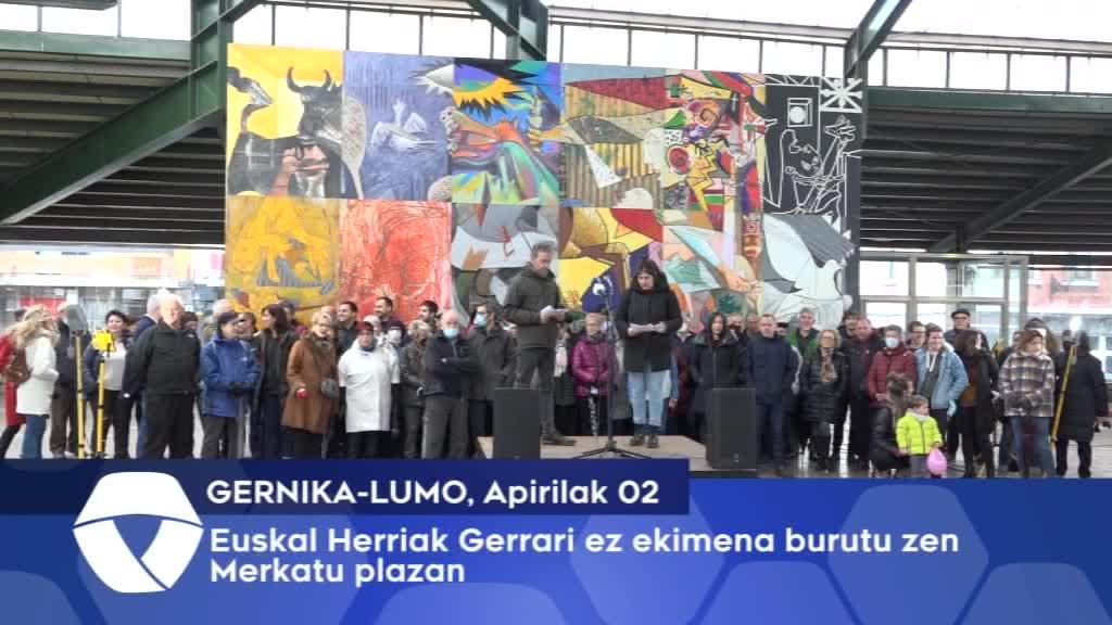 Euskal Herriak Gerrari ez ekimena burutu zen Merkatu plazan