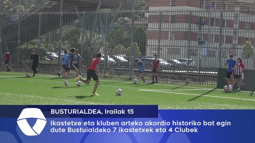 Busturialdeko 7 ikastetxek eta 4 klubek akordio historiko bat sinatu dute