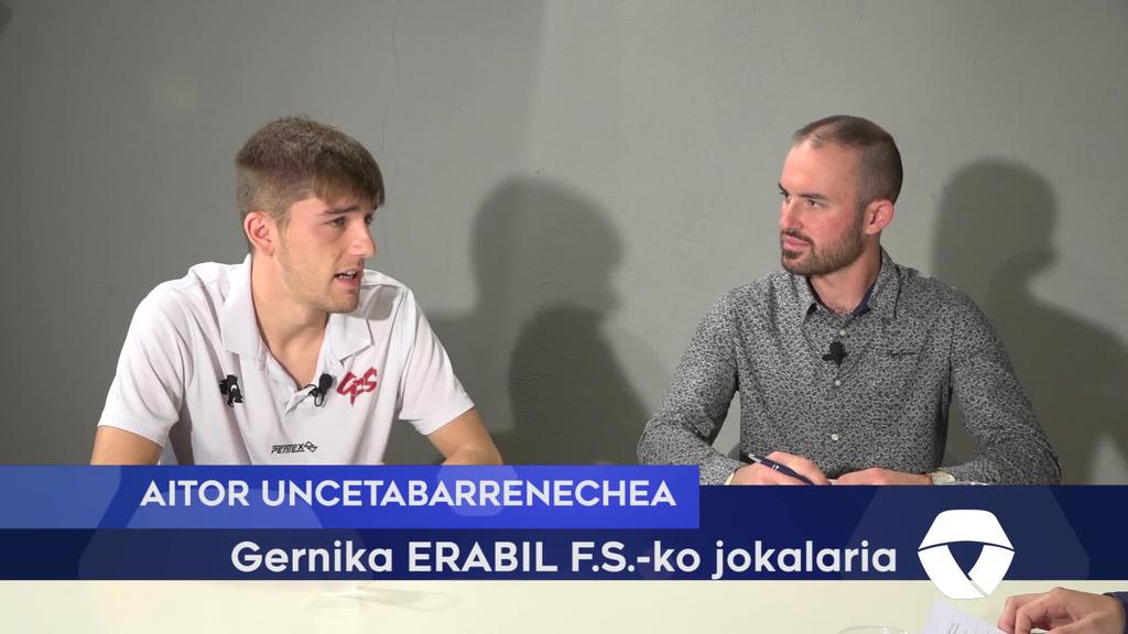 Tertulia, Gernika ERABIL Futbol Sala taldeko jokalaria den Aitor Uncetabarrenechearekin