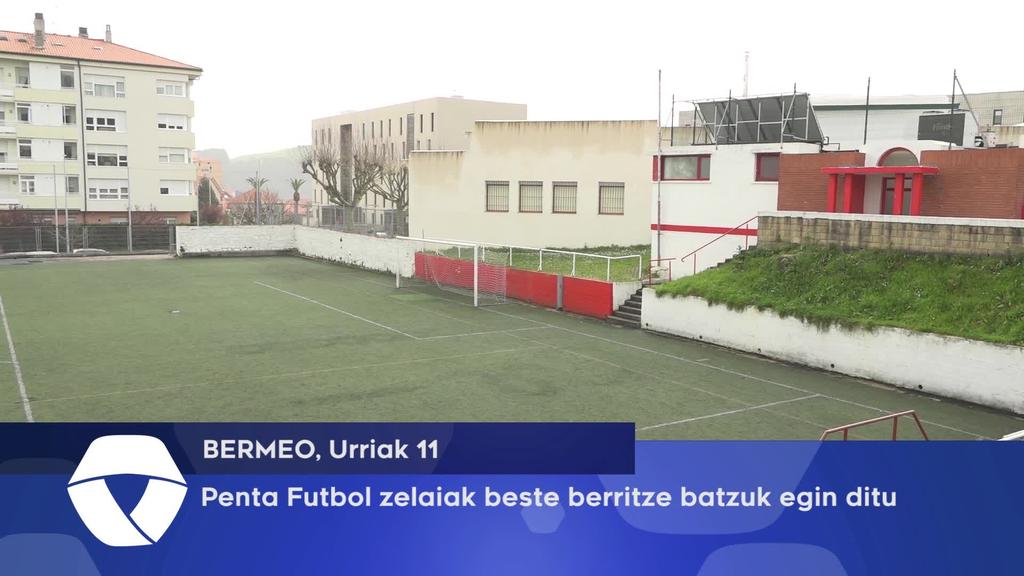 Penta futbol zelaiak beste itxura bat hartuko du