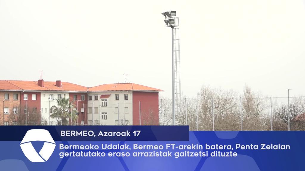 Bermeoko Udalak Bermeo FT-arekin batera Penta Zelaian gertatutako eraso arrazistak gaitzetsi dituzte