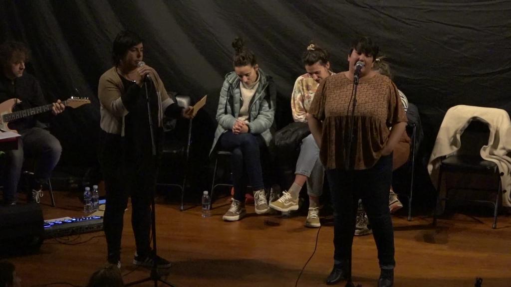 Tabuen Kutxatik Oholtzara, Bertso saio musikatu solidarioa