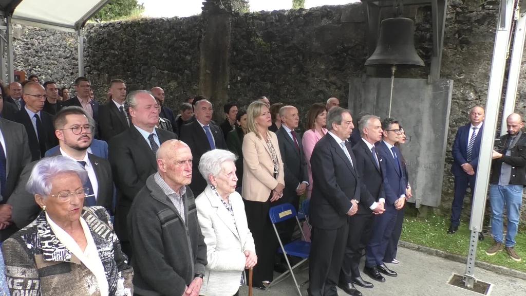 Gernikako bonbardaketaren 86. urteurreneko hildakoei homenaldia