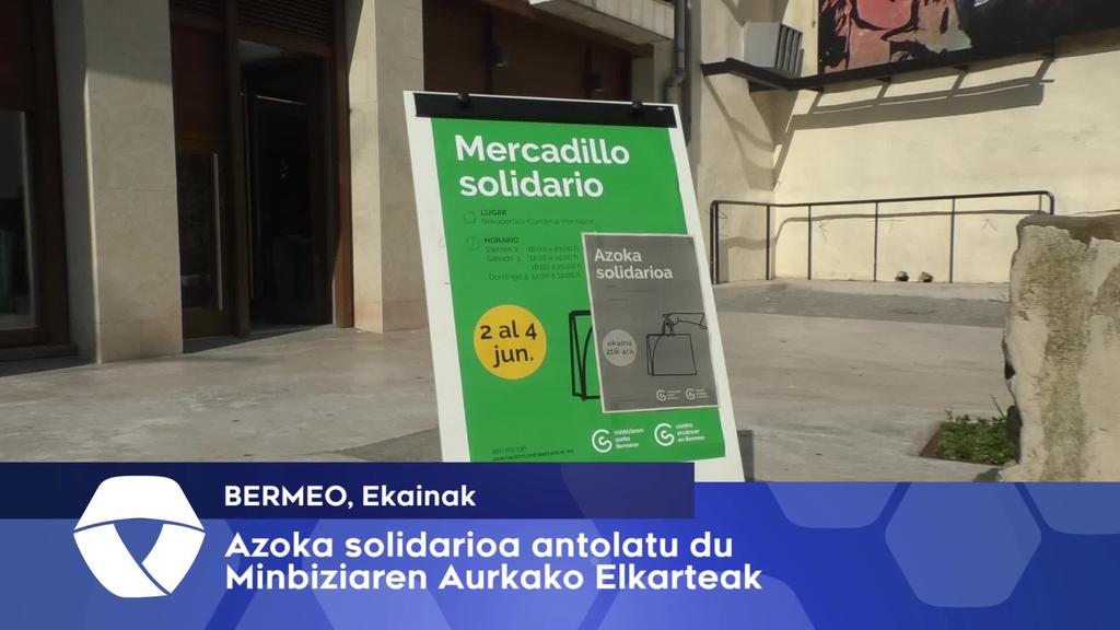 Azoka solidarioa izan da minbiziaren aurkako elkartearen eskutik