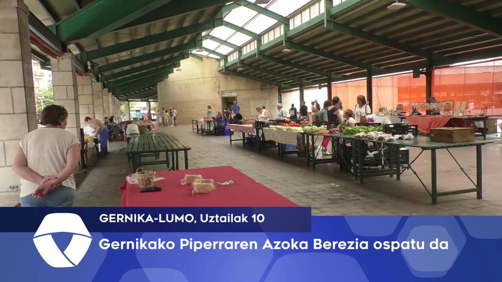 Gernikako Piperraren Azoka Berezia ospatu da