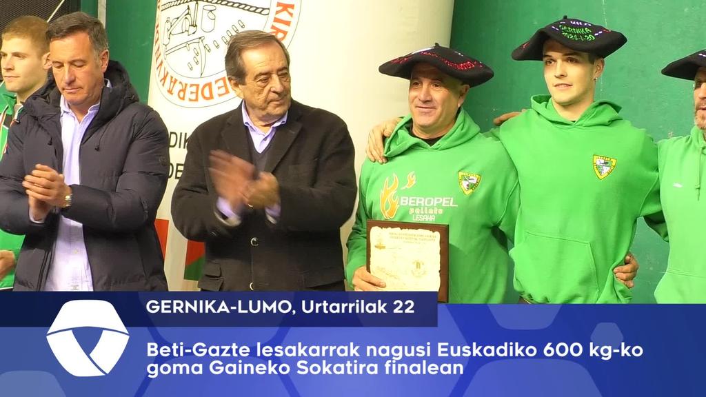 Beti-Gazte lesakarrak nagusi goma gaineko Euskadiko 600 kiloko sokatira finalean