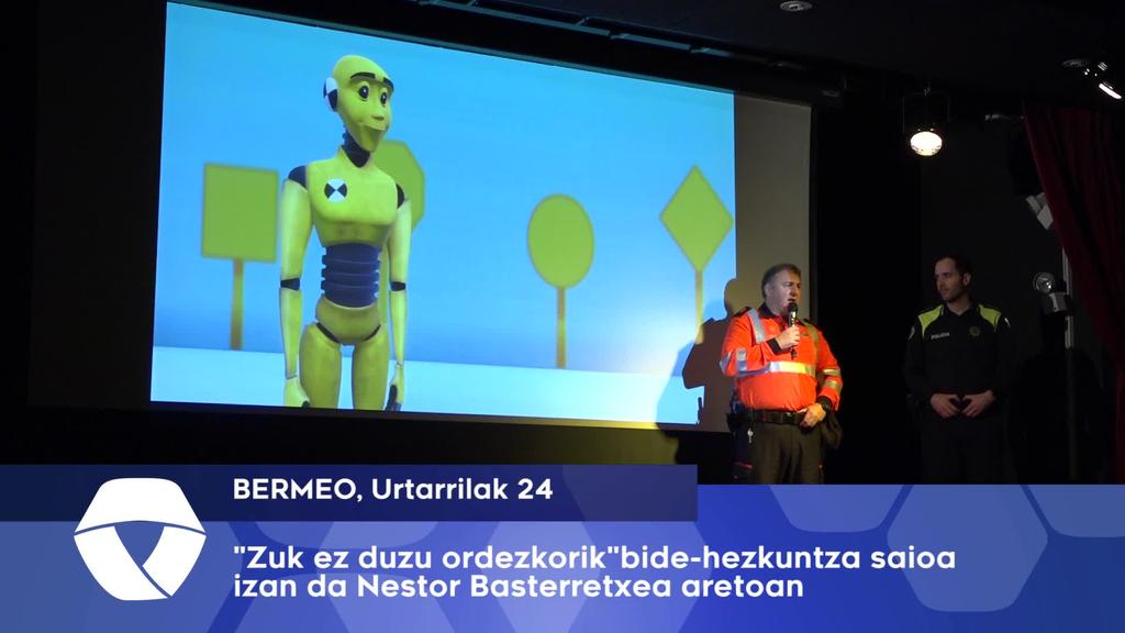 Zuk ez duzu ordezkorik bide-hezkuntza saioa izan da Nestor Basterretxea aretoan