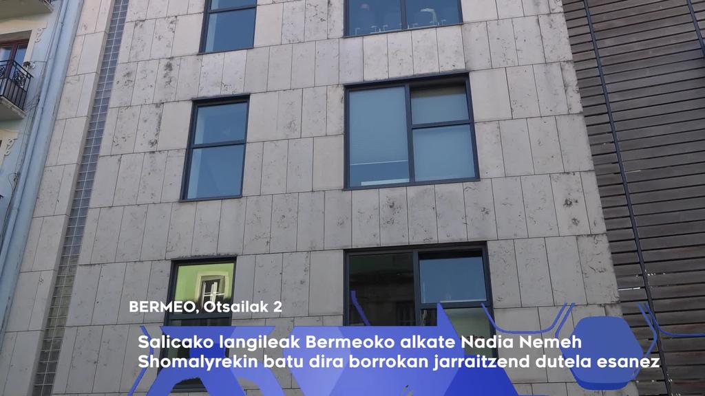 Salicako langileak Bermeoko alkate den Nadia Nemeh Shomalyrekin egon dira