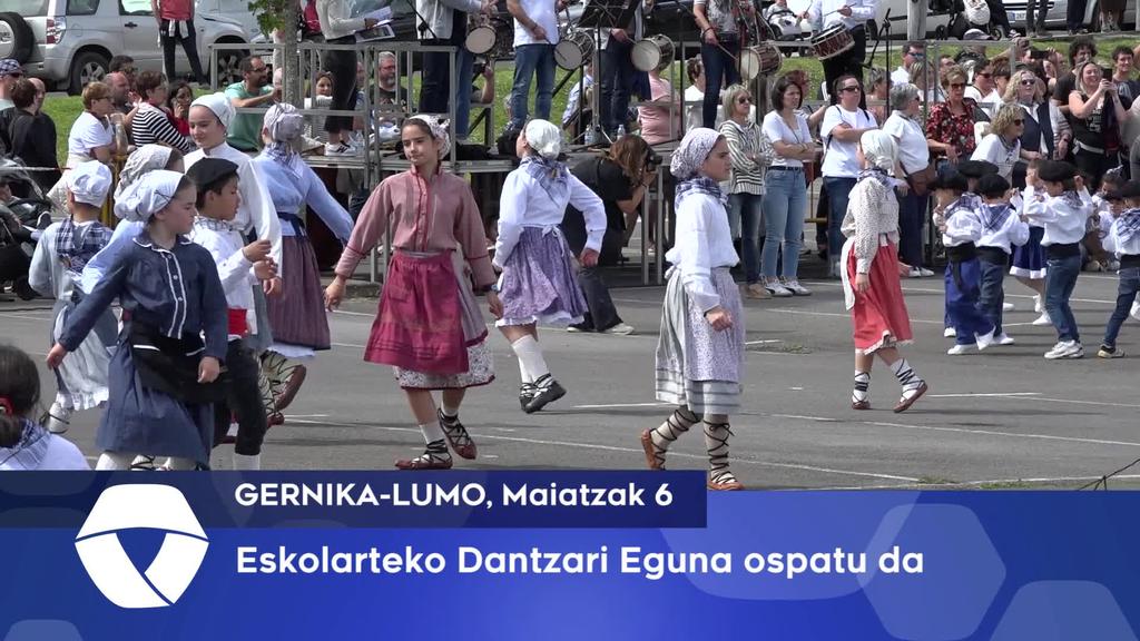 Eskolarteko Dantzari Eguna ospatu da