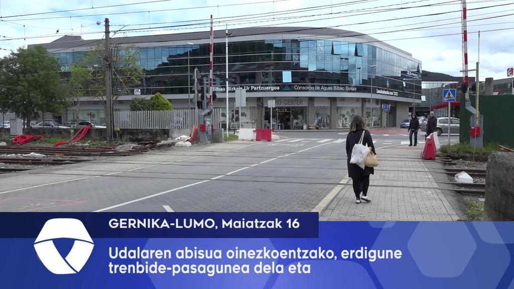 Udalaren abisua erdiguneko tren  pasabidea dela eta