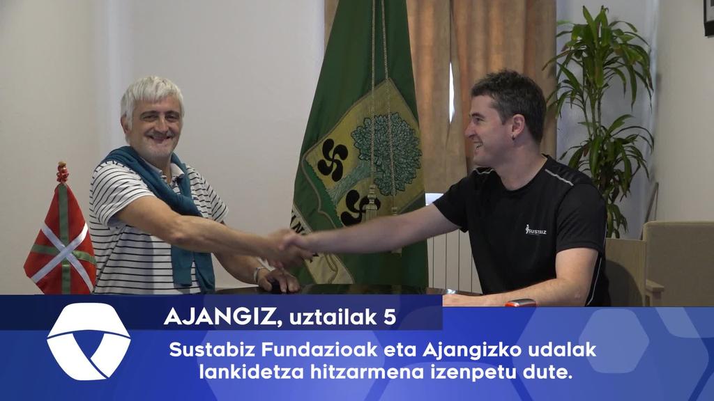 Sustabiz Fundazioak eta Ajangizko udalak lankidetza hitzarmena izenpetu dute