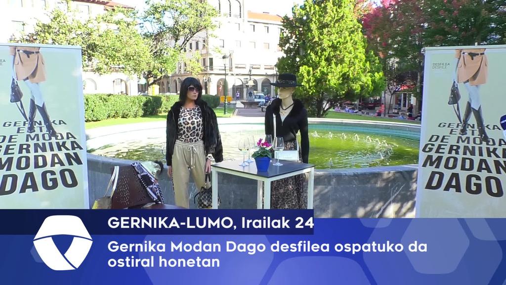 Badator Gernika Modan Dago desfilea