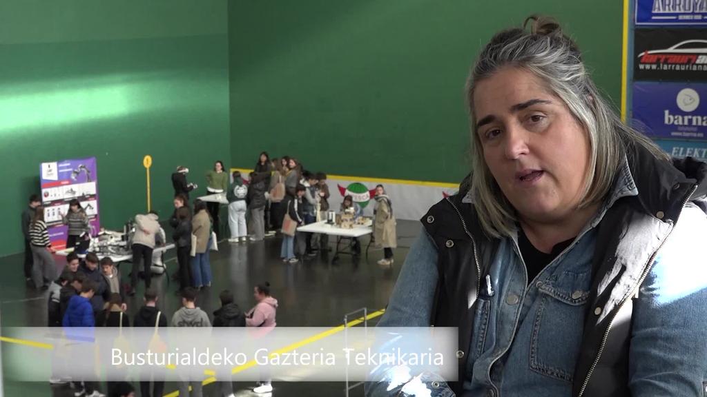 TENTUZ ETA ZENTZUZ – Ainhoa Oar Bernedo- Busturialdeko Gazteria teknikaria- A.A lanpostue etorkizuna