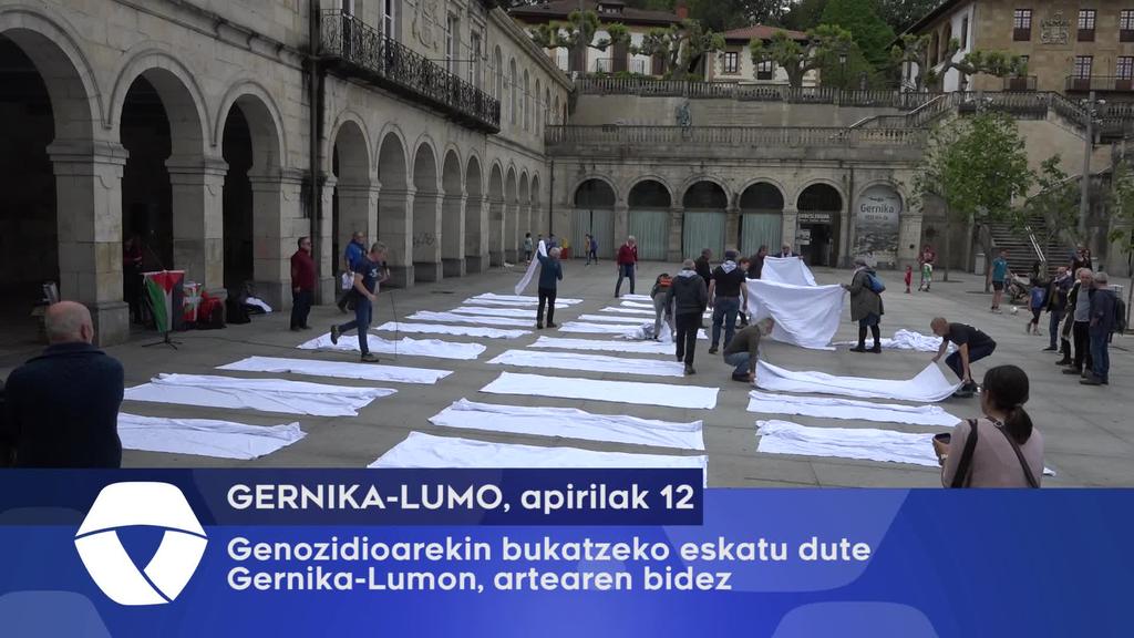 Genozidioarekin bukatzeko eskatu dute Gernika-Lumon, artearen bidez