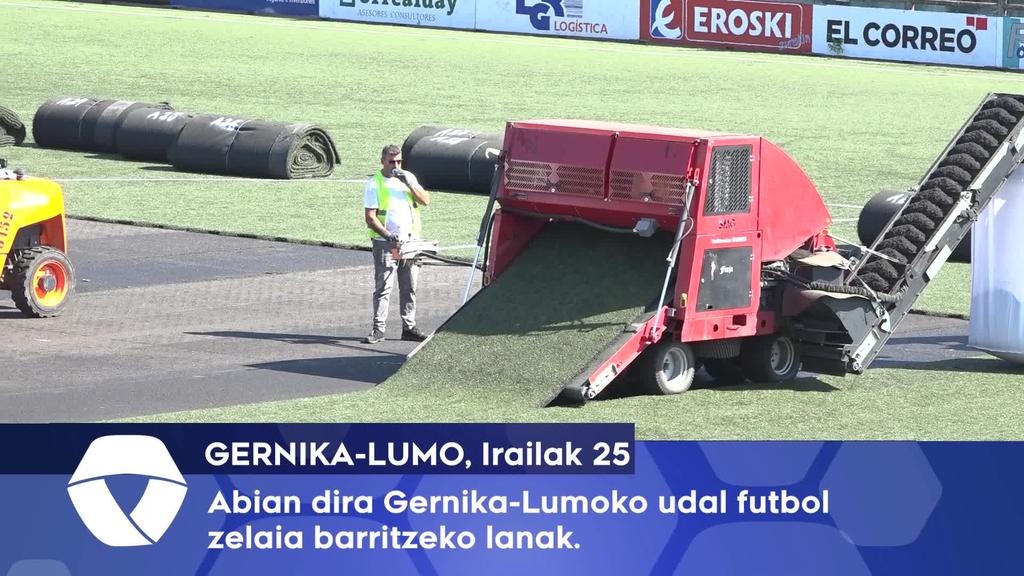 Abian dira Gernika-Lumoko udal futbol zelaia barritzeko lanak
