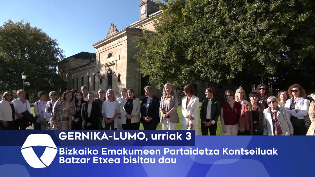 Bizkaiko Emakumeen Partaidetza Kontseiluak Batzar Etxea bisitau dau