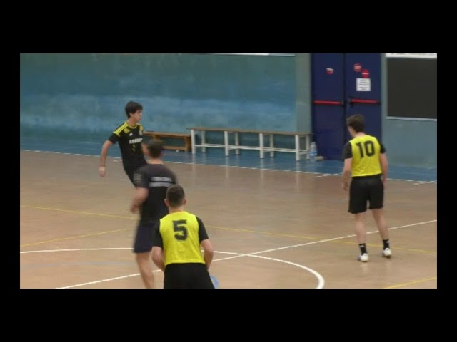 Despistes Tontos taldea nagusi 24 orduko areto futbol txapelketan